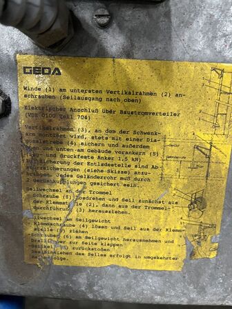 Motor hejs, div 230v stik, gulv konsoller