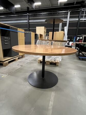 3 Runde kantine borde