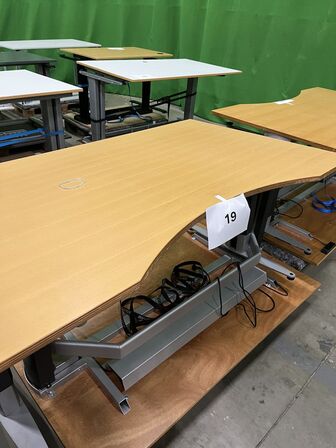 2 Skrivebord Bondo, hævesænke, +skuffesektion