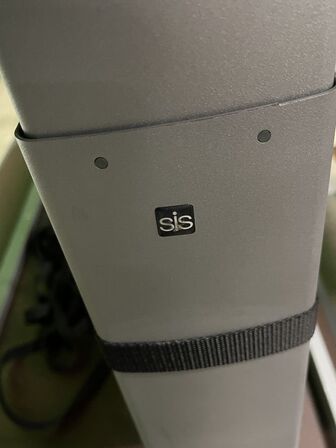 3 skriveborde SIS, højdejusterbart, hvide med folie