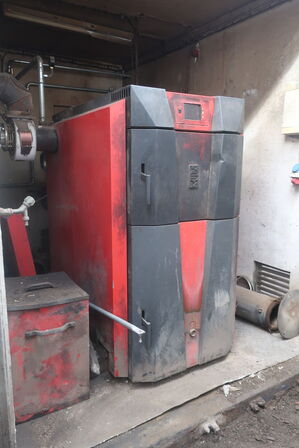 Stokerfyr i container KSM-Tuxedo 125 F-Auto