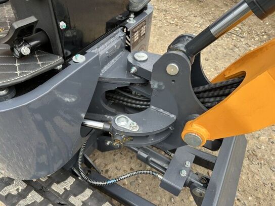 Laston mini graver med 12 hk diesel EURO 5 motor