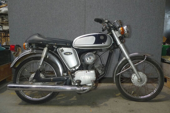 Knallert, Yamaha YB1 50ccm 1328 4-gear drejeventilmotor