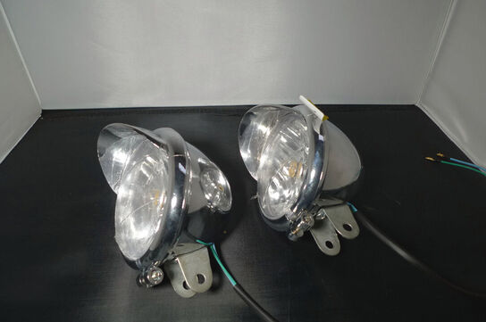 2 stk. lygter 12V ca. ø12cm