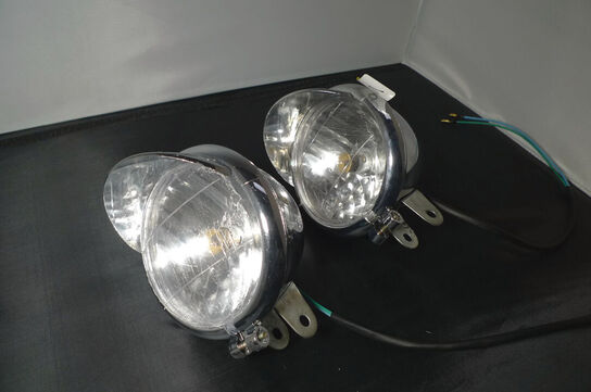 2 stk. lygter 12V ca. ø12cm