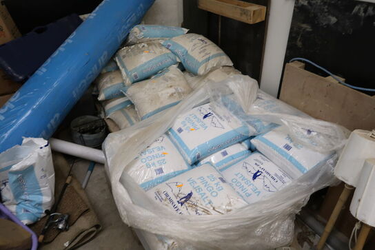 2 stk. paller med vejsalt PINGO