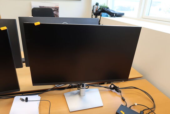 2 stk. computerskærme DELL P2722H, tastatur, mus, dockingstation LENOVO ThinkPad Hybrid USB-C with USB-A Dock