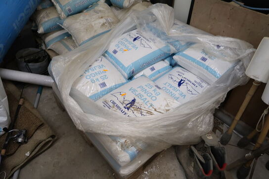 2 stk. paller med vejsalt PINGO