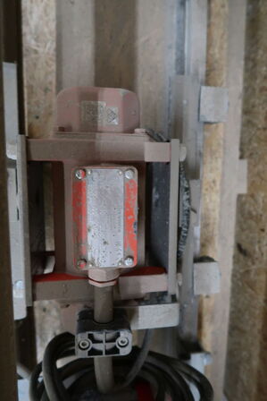 2 stk. planafrettere med motor HUSQVARNA BE20