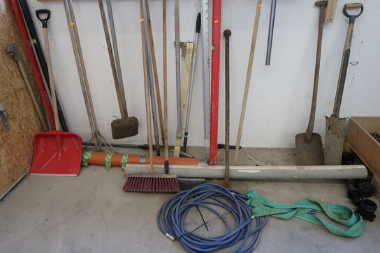 Div. Haveredskaber m.m.