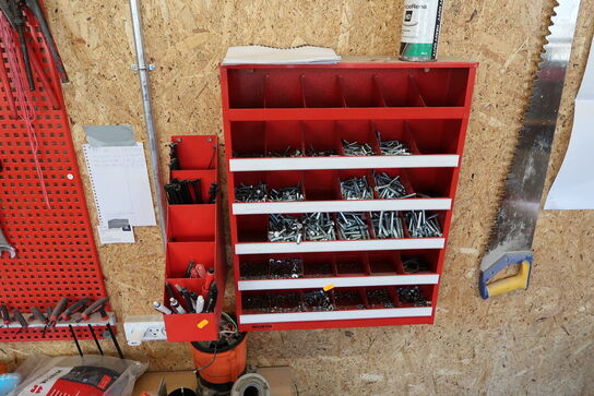 2 stk. sortimentsreoler med div. Bolte m.m.