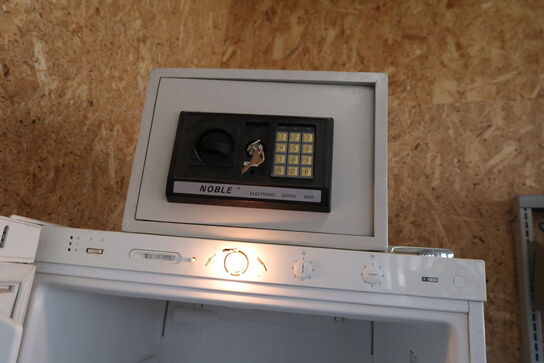 Køle/fryseskab VESTFROST, safetyboks m.m.