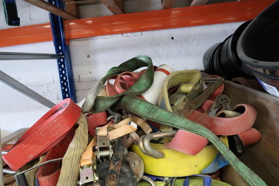 Palle med div. Løftestroppe