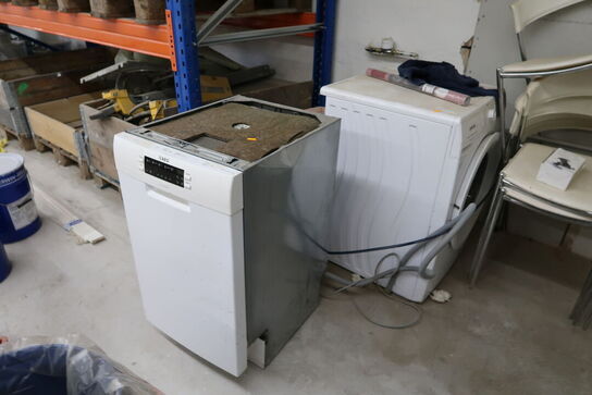 Opvaskemaskine AEG F55412W0 samt vaskemaskine GORENJE