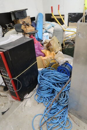 2 stk. kabeltromler, tov m.m.