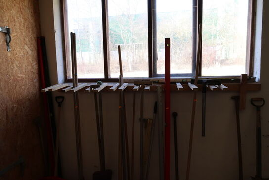 Div. Haveredskaber m.m.