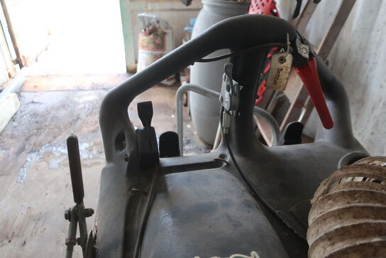 Løvsuger/opsamler  BILLY GOAT MV650SPH