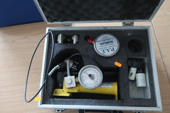  P.A.T. (Precision Adhesion Tester)