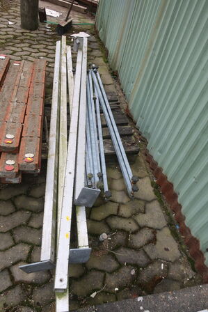 Div. Stilladsdele & skilterammer 