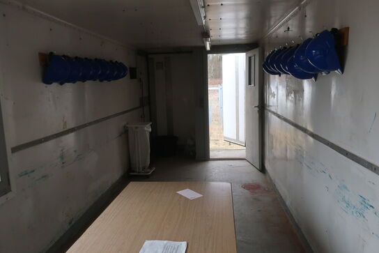 Mandskabscontainer m. indhold