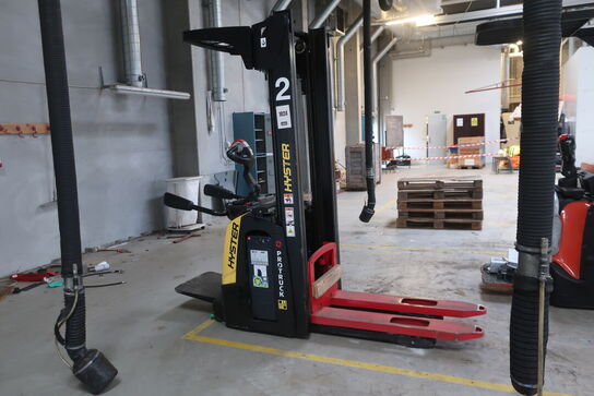 El-stabler HYSTER Protruck