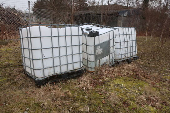 3 stk. 1000-liters IBC-palletank