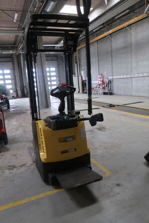 El-stabler HYSTER Protruck