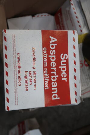 Palle med afspærringsbånd