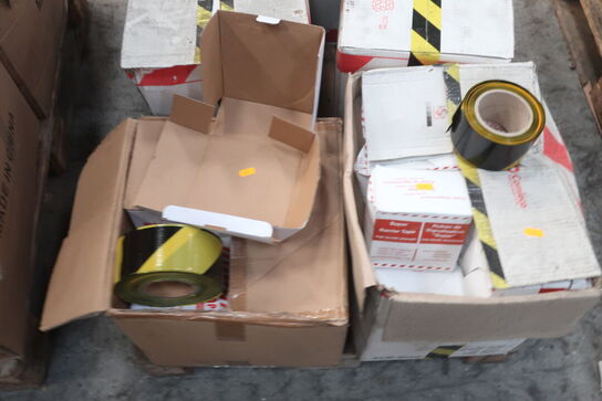 Palle med afspærringsbånd