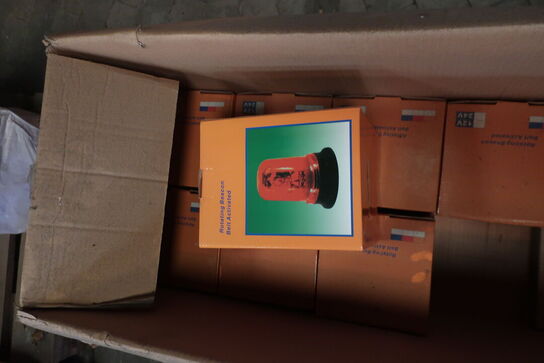 Palle med div. Advarselslamper m.m.