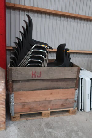 Palle med div. Stabelstole