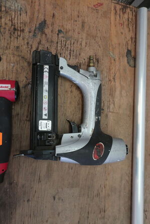 2 stk. dykkerpistoler TJEP F16/50, HAUBOLD KL800