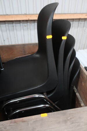 Palle med div. Stabelstole