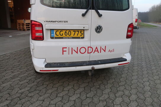 Varebil VOLKSWAGEN Transporter 2.0 Tdi Bmt 102hk Kassevogn Kort