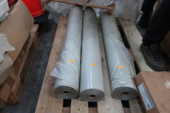 Palle med plastikruller m.m.