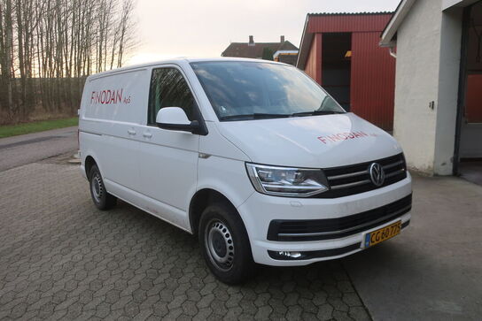 Varebil VOLKSWAGEN Transporter 2.0 Tdi Bmt 102hk Kassevogn Kort