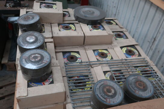 Palle med div. Skæreskiver