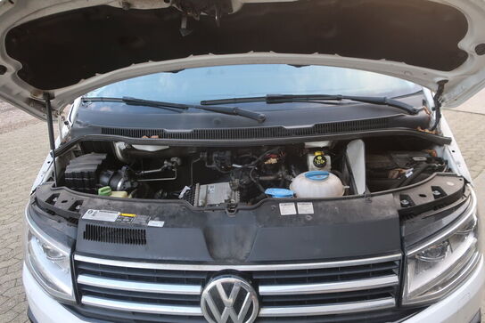 Varebil VOLKSWAGEN Transporter 2.0 Tdi Bmt 102hk Kassevogn Kort