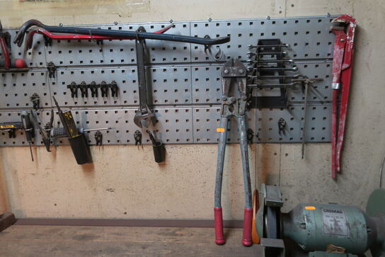 Arbejdsbord, værktøjstavle, div. Værktøj m.m.