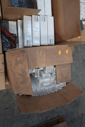 Palle med div. varelager