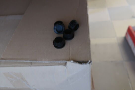 Arbejdsbord samt bukke