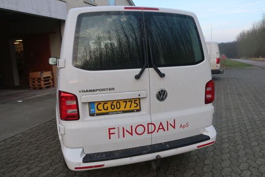 Varebil VOLKSWAGEN Transporter 2.0 Tdi Bmt 102hk Kassevogn Kort