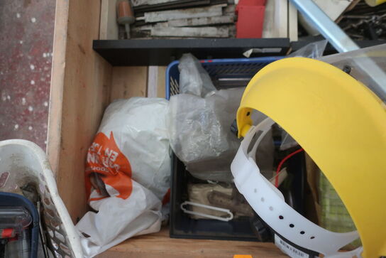 Palle med div. Bor m.m.