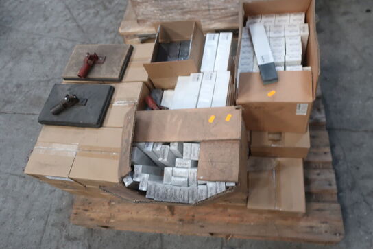 Palle med div. varelager