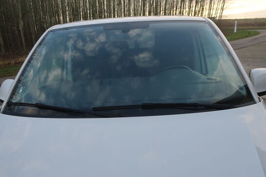 Varebil VOLKSWAGEN Transporter 2.0 Tdi Bmt 102hk Kassevogn Kort