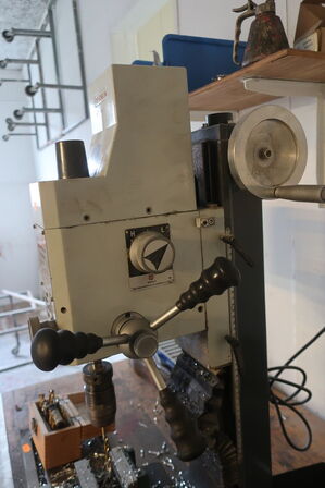 Bore- og fræsemaskine OPTIMUM BF 20 Vario