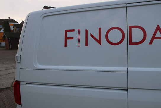 Varebil VOLKSWAGEN Transporter 2.0 Tdi Bmt 102hk Kassevogn Kort