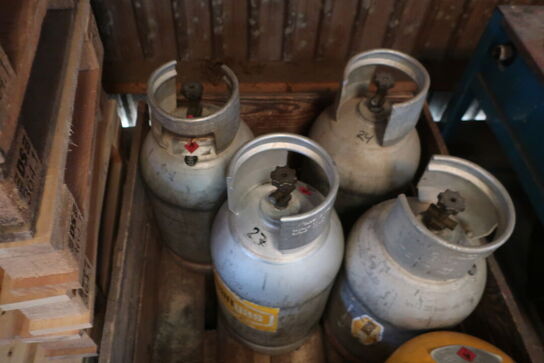 Palle med 5 stk. gasflasker