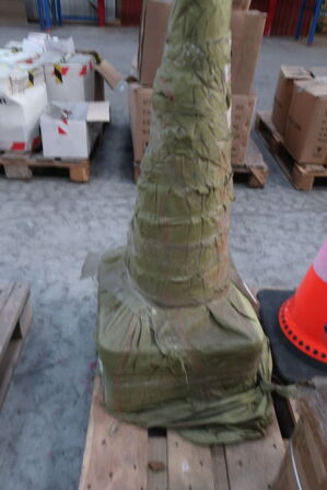 Palle med afspærringskegler m.m.