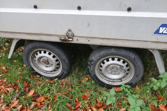 Trailer VARIANT VA 756AS-13 750 kg.